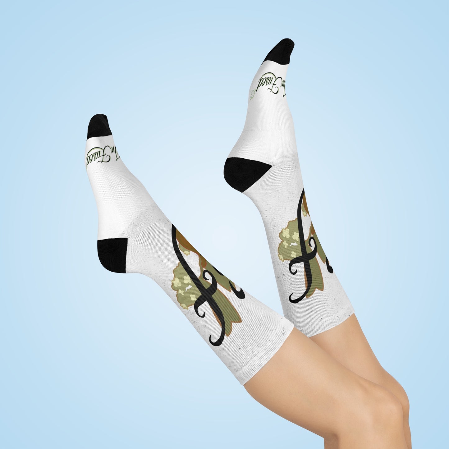 Sif's Stylish Cushioned Crew Socks with Unique Floral Design